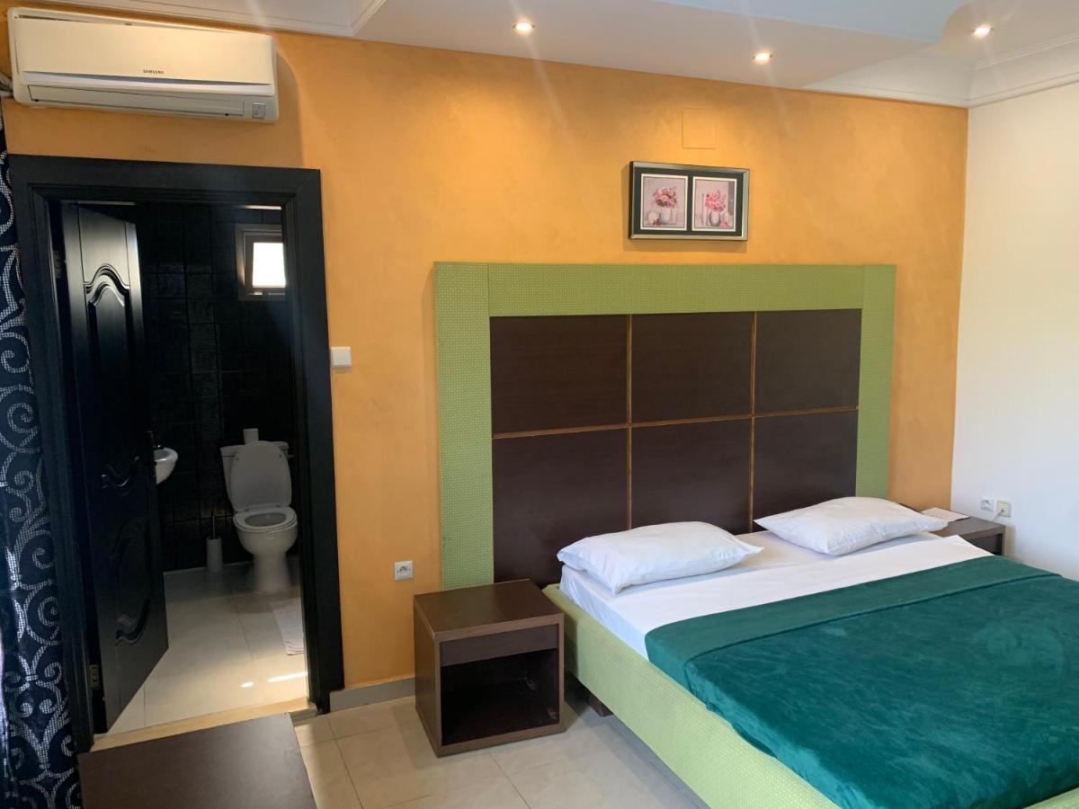 Class Hotel Brazzaville Bagian luar foto
