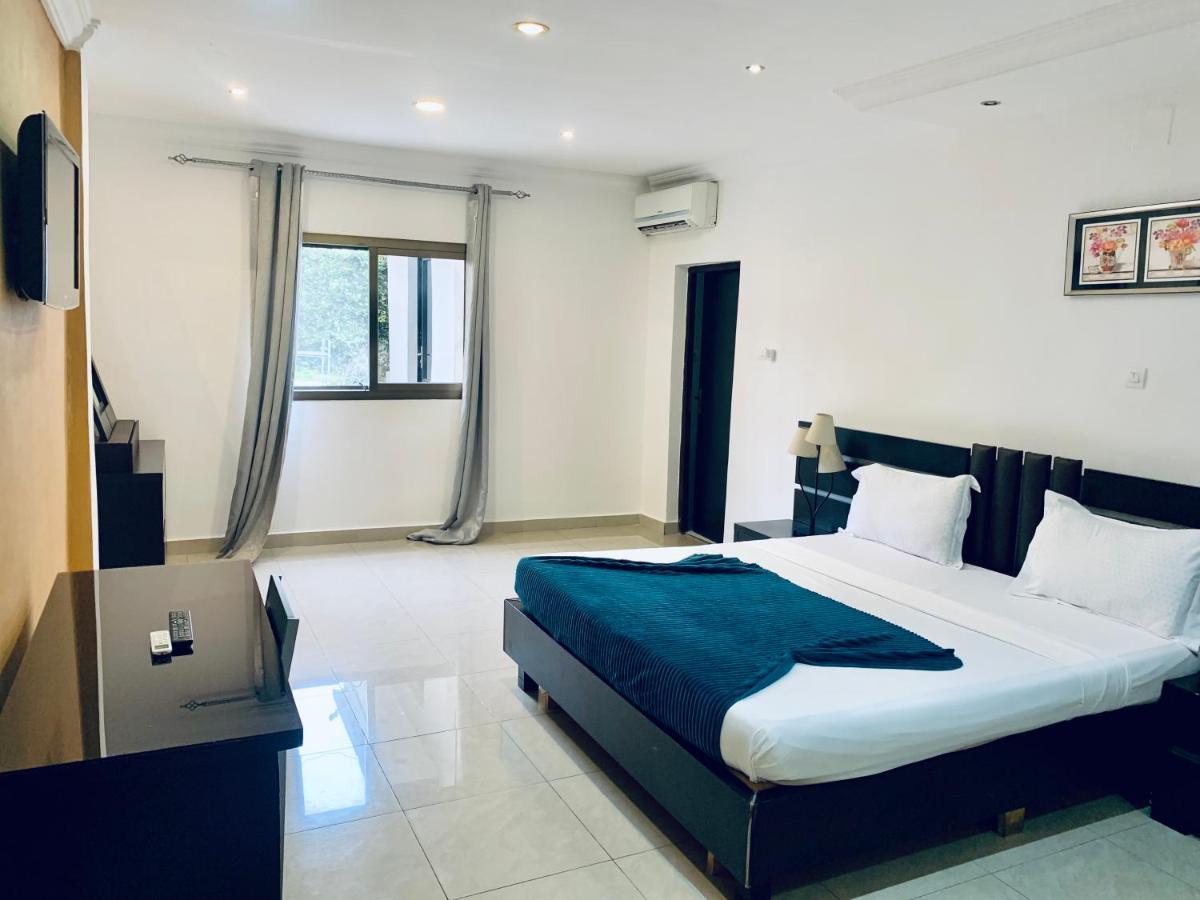 Class Hotel Brazzaville Bagian luar foto