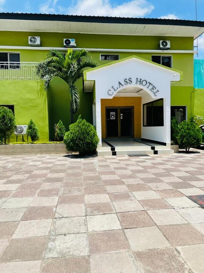 Class Hotel Brazzaville Bagian luar foto
